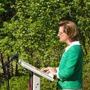 Queen Sonja giving a speech on the island of Senja (Photo: Terje Bendiksby / Scanpix)